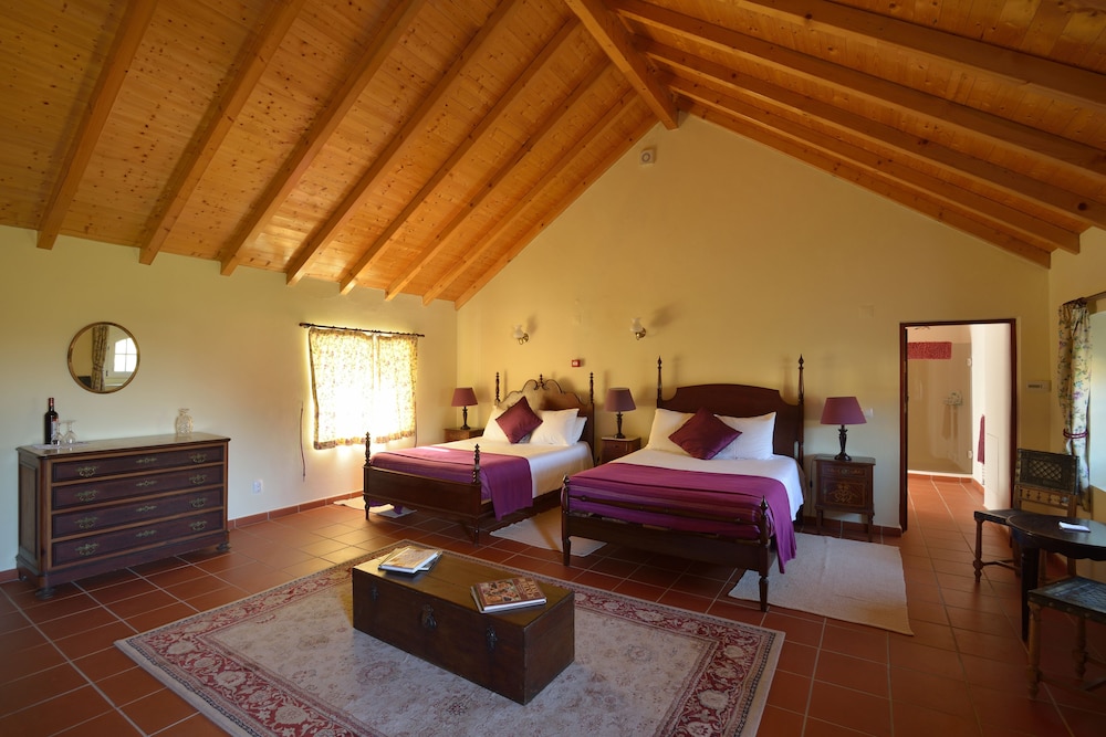 Count Redondo Suite (1st Floor, Max 6 Guests) photo 1