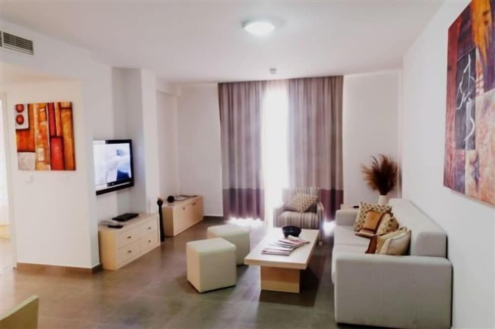 Two Bedroom Suite Sea View photo 2