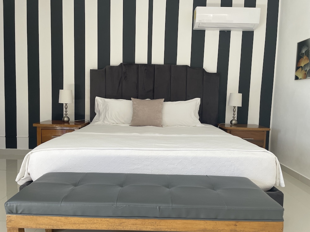 Deluxe Doppelzimmer, 1 Kingsize-Bett, Blick auf den Innenhof