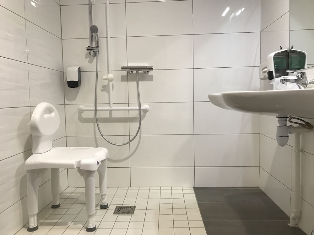 Double Room, 1 Double Bed, Accessible photo 3