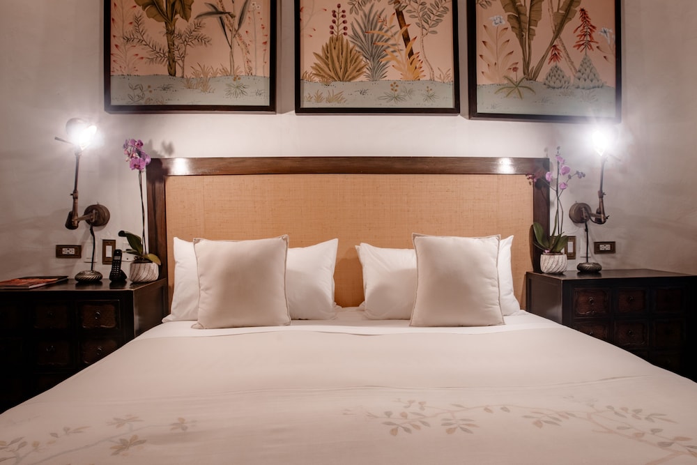 Classic Room, 1 King Bed