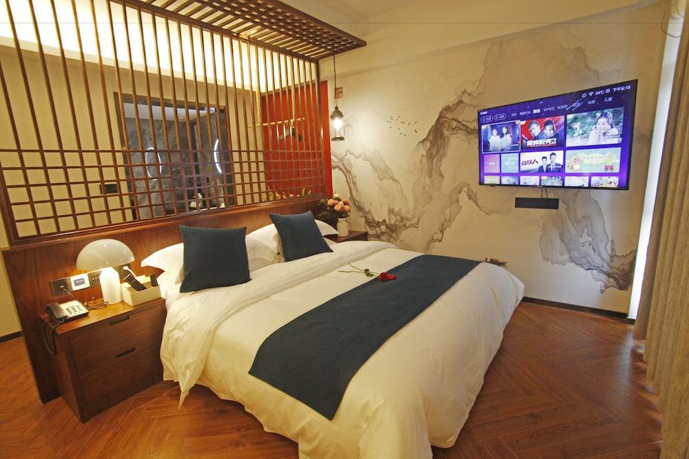 Deluxe Double Room photo 3