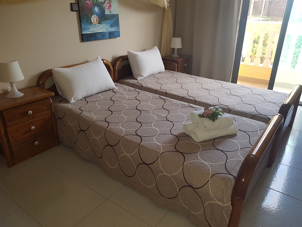 Standard Twin Room, 2 Twin Beds, Garden View