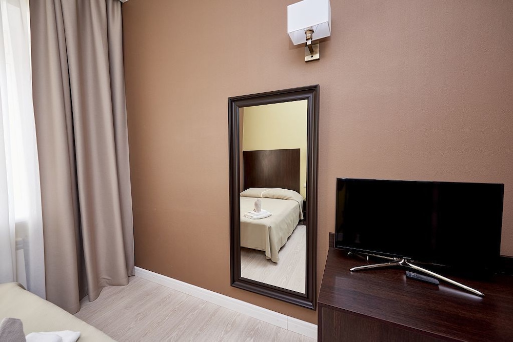 Superior Double Room Single Use photo 3