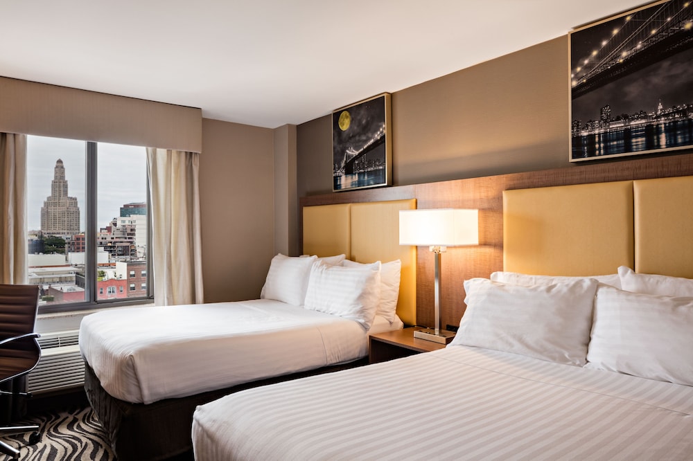 Standard Room, 2 Double Beds photo 2