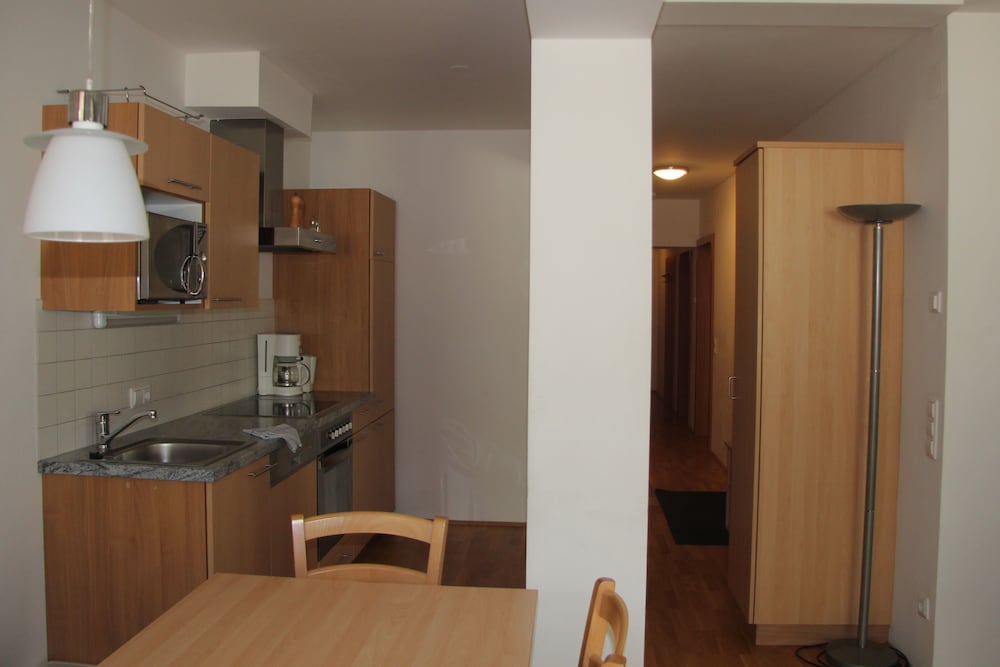 Apartment, 3 Bedrooms, Balcony, City View photo 3