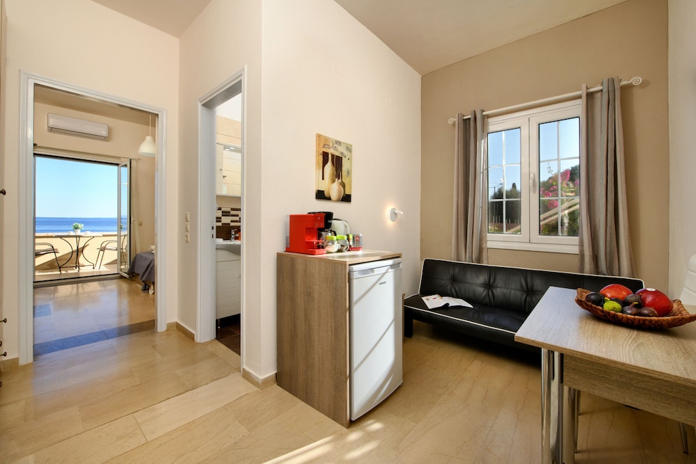 Exclusive Apartment, 1 Bedroom, Balcony, Sea View photo 3