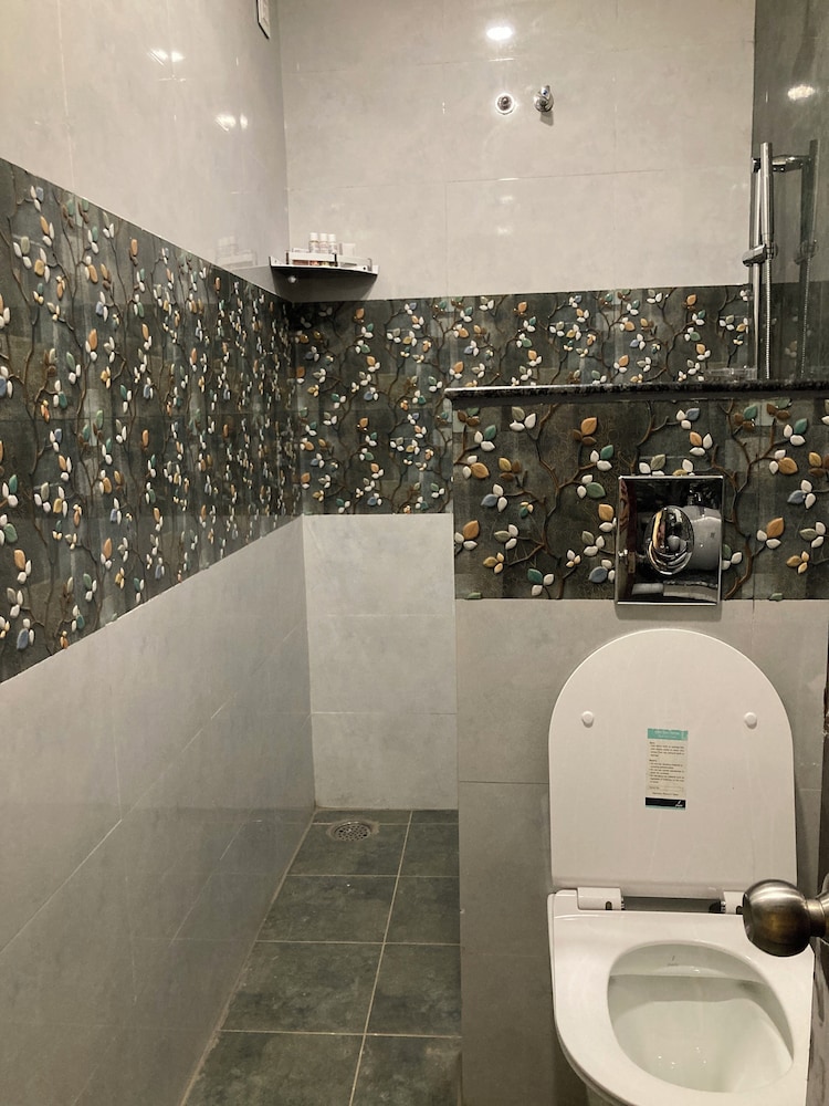 Executive Double Room, 1 King Bed, Pets Not Allowed photo 1