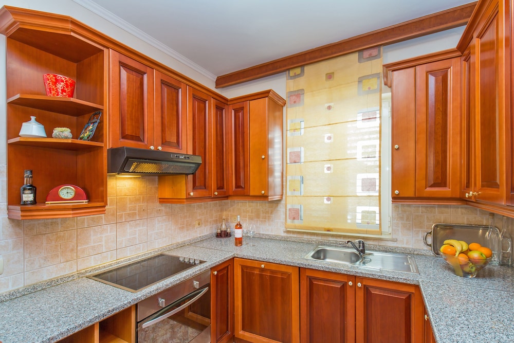 Classic Apartment, 2 Bedrooms, Kitchen
