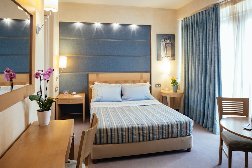 Standard Suite, Balcony