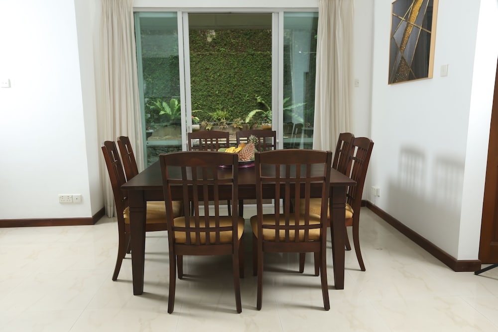 Luxury Villa photo 3