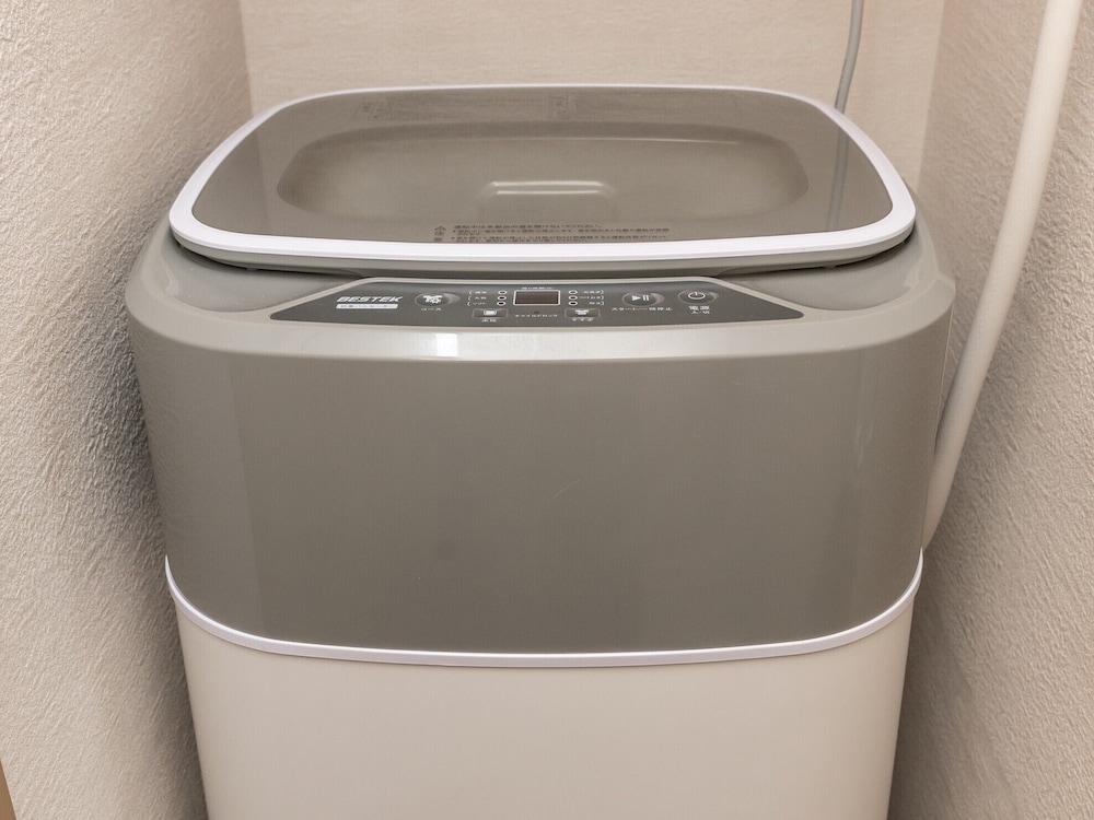 Deluxe Double Room, Non Smoking (with Washing Machine) - Photo 12