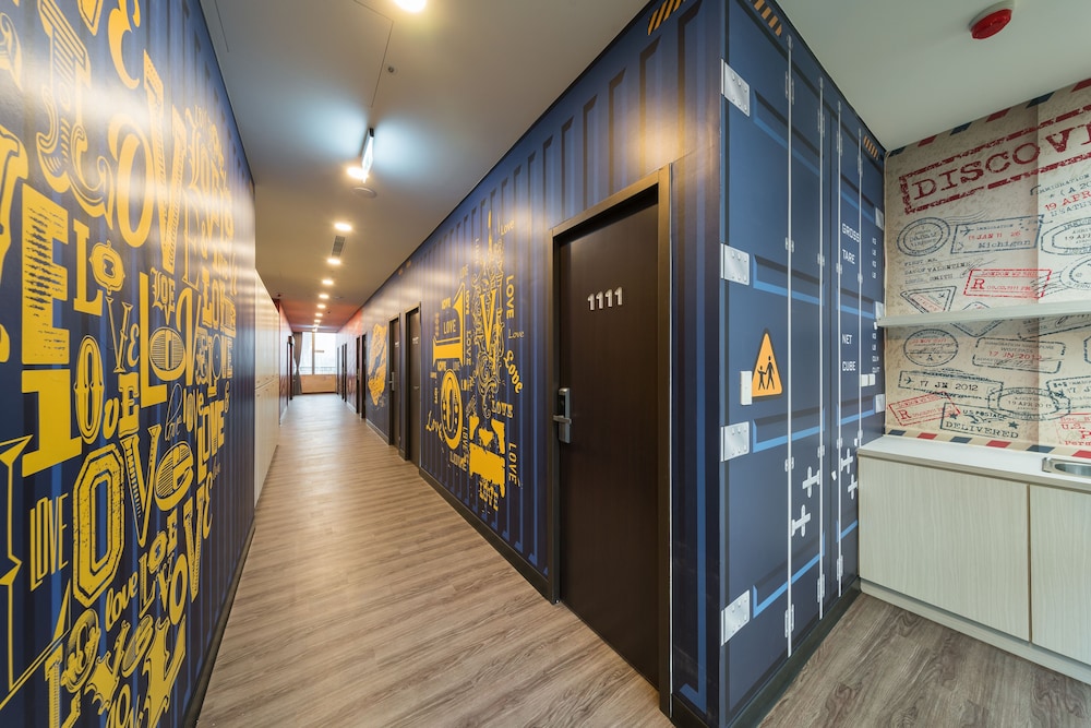 Shared Dormitory, Men only photo 2