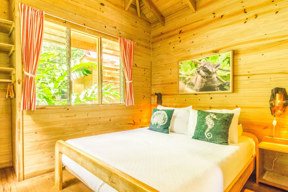 Superior Villa, 1 Queen Bed, Garden View, Garden Area