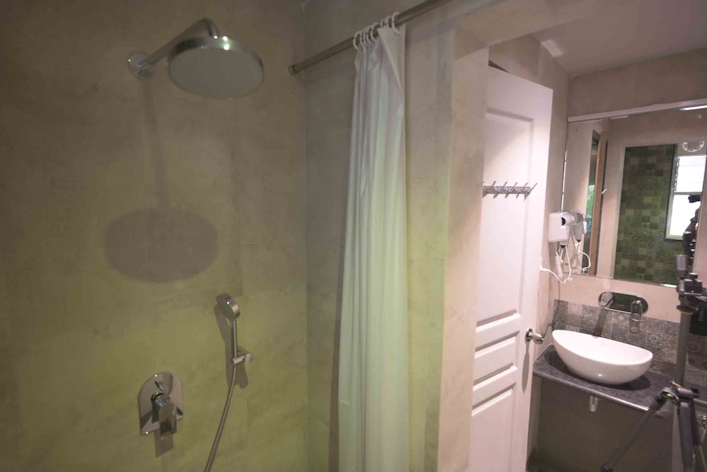 Premier Double Room - Photo 2
