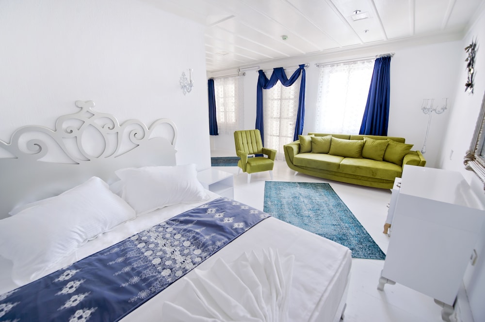 Deluxe Double Room, City View (Hermes) photo 1
