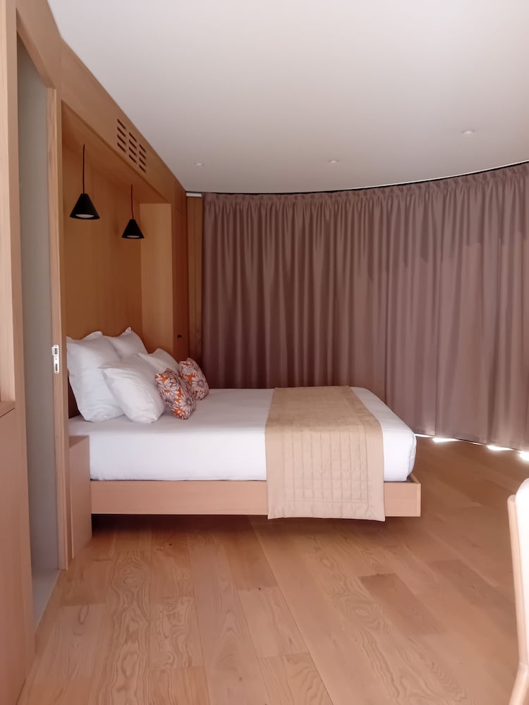 Deluxe Studio Suite, 1 Bedroom photo 1