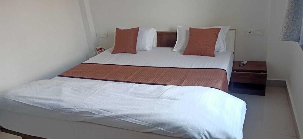 Deluxe Suite - Photo 7