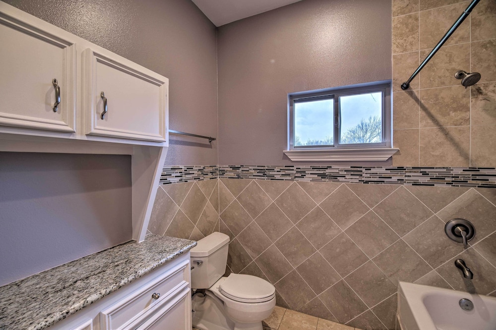 House (Multiple Bedrooms) photo 2