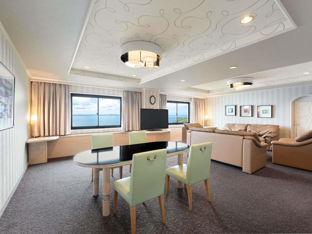 Deluxe Suite, Multiple Beds, Ocean View