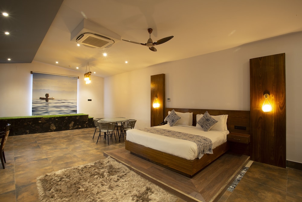 Emperor Suite