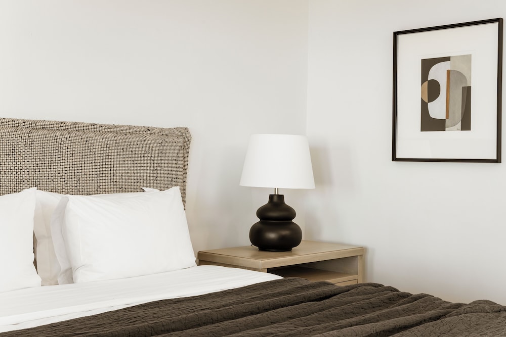Signature Suite with Sea View - Photo 2