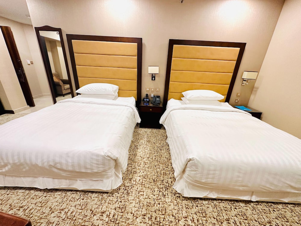 Deluxe Double or Twin Room, 2 Twin Beds - Photo 2