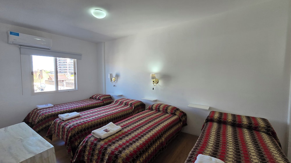 Classic Apartment, 2 Bedrooms, City View