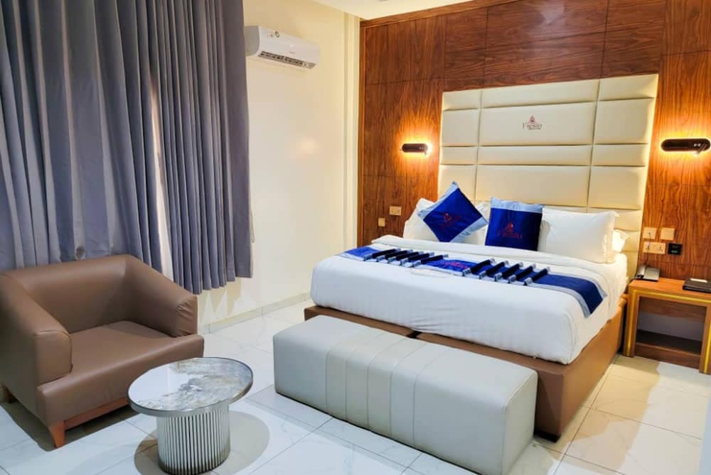 Executive Room photo 3