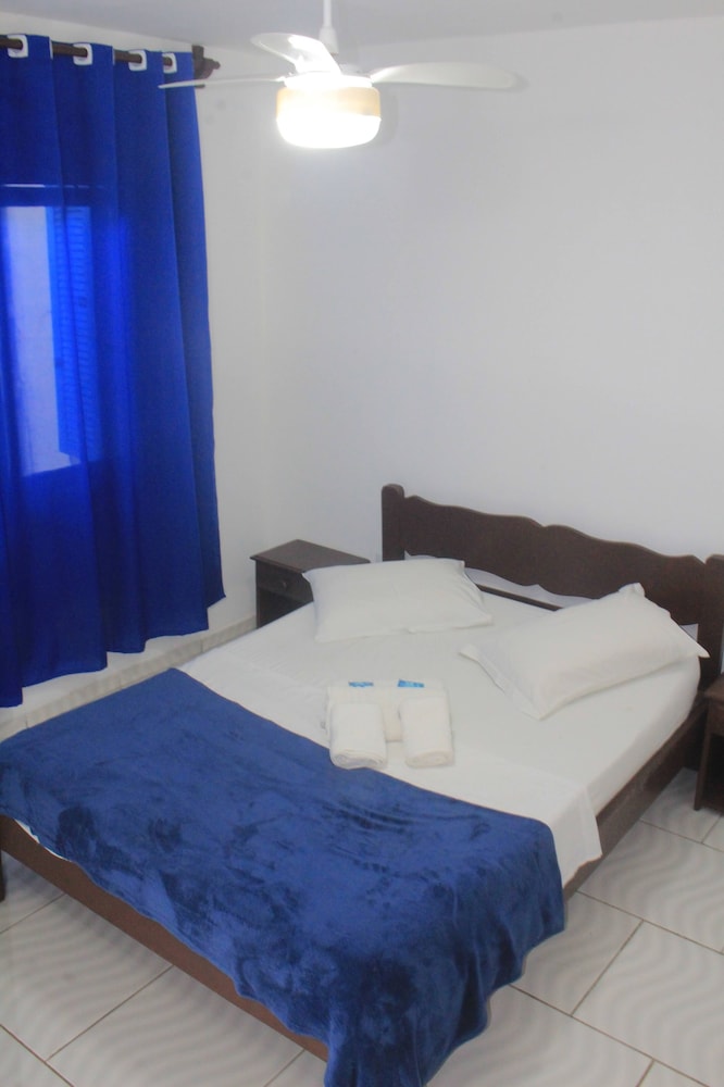 Economy Twin Room photo 1
