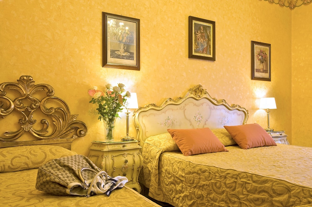 Basic Triple Room