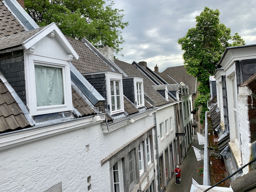 Derlon Suite - Photo 5