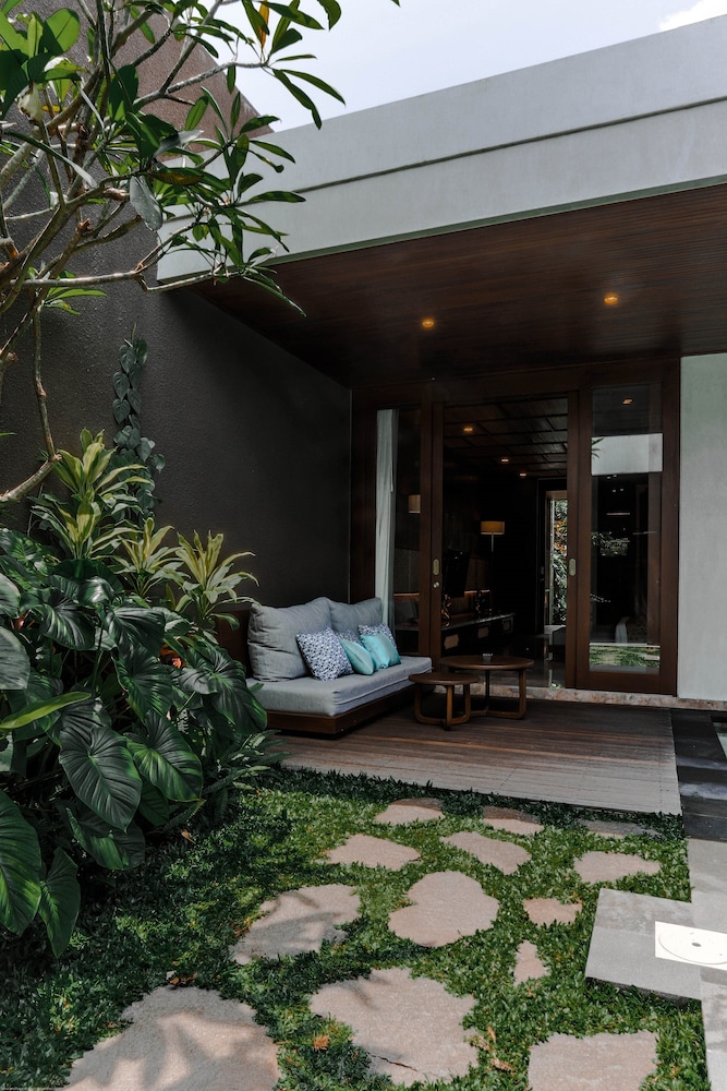 Luxury Villa, 1 Bedroom, Private Pool thumbnail 6