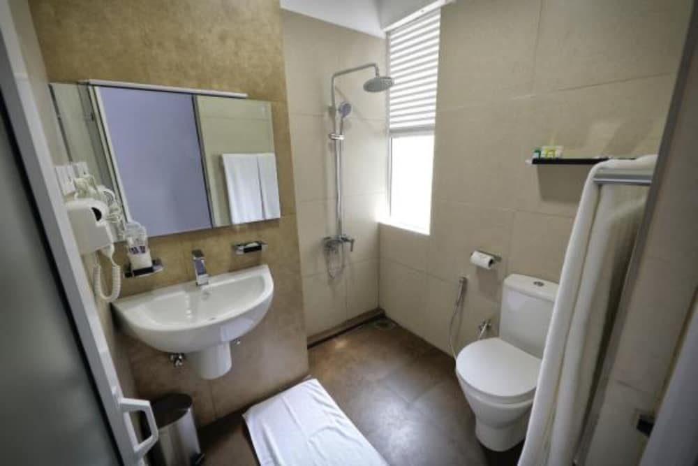 Deluxe Triple Room - Photo 1