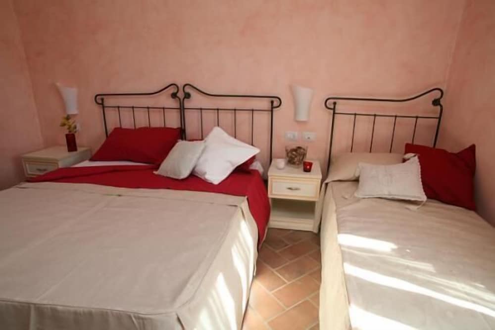 Triple Room photo 2