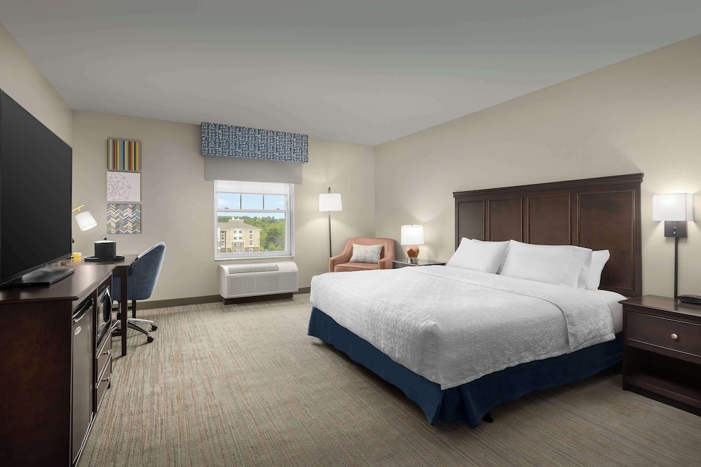 Room, 1 King Bed, Accessible - Photo 1