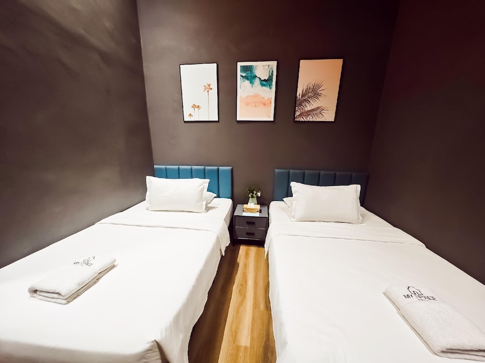 Basic Twin Room photo 2