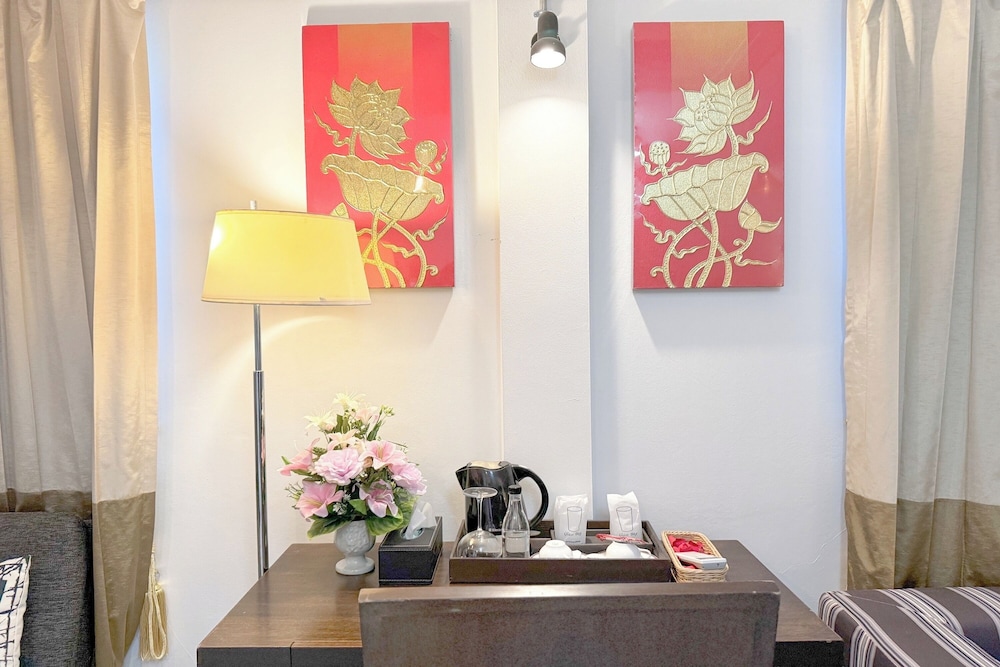 Suite King Room - Photo 2