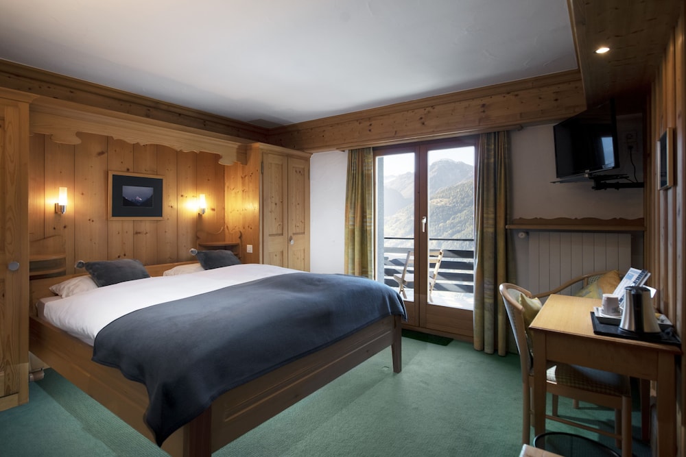 Superior Double Room photo 2