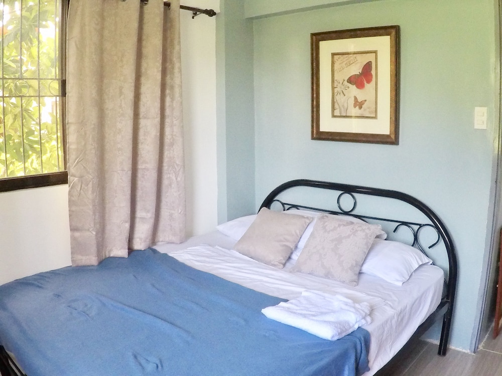 3 Bedroom House photo 1