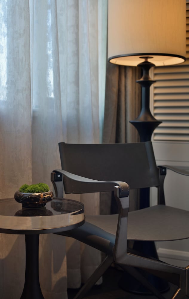 Premium Room, 1 King Bed