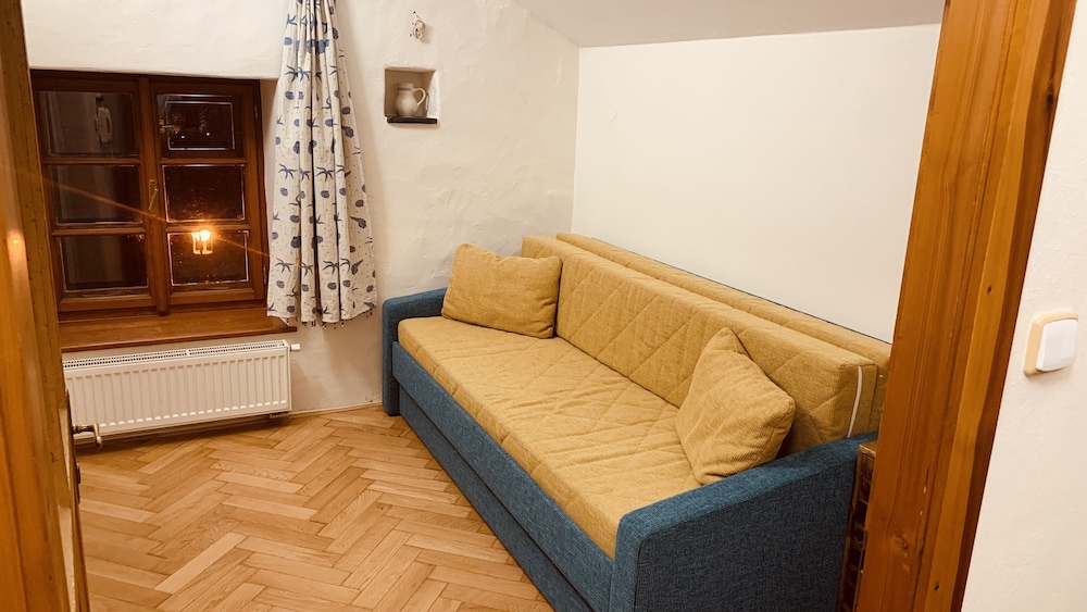 Standard Triple Room, 2 Bedrooms, Private Bathroom, River View photo 2