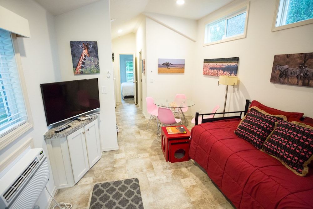 Deluxe House, 1 Bedroom, Patio, Mountain View
