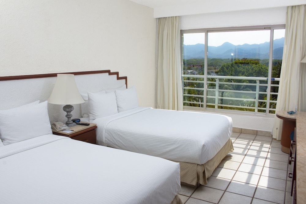 Superior Room, 2 Double Beds, Mountain View - Photo 1