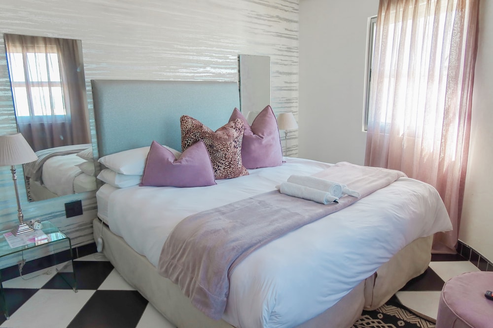 Luxury Room photo 1