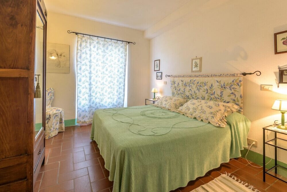 Villa, 6 Bedrooms photo 1