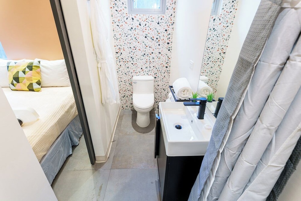 Standard Room - Photo 6