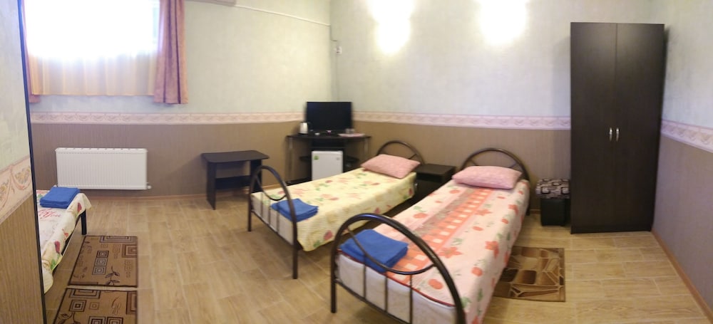 Economy Quadruple Room, 1 Bedroom photo 1