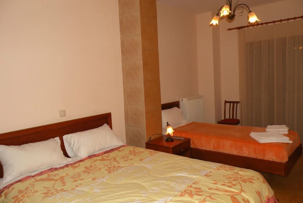 Triple Room (Meteora View)