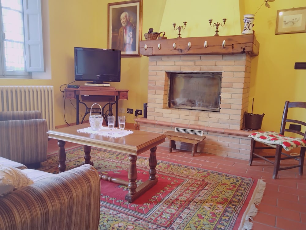 Villa photo 1
